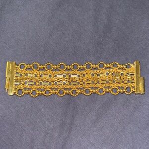 Elegant Gold Bracelet for Women